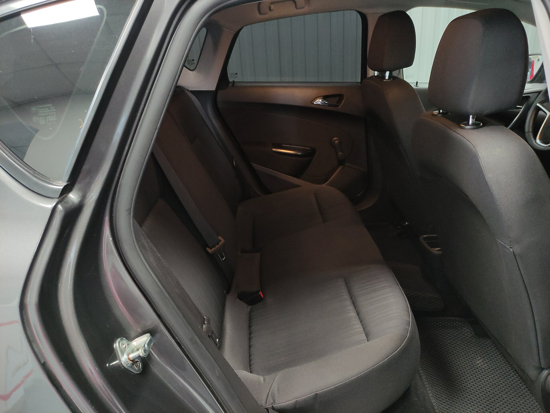 Opel Astra, J 2011