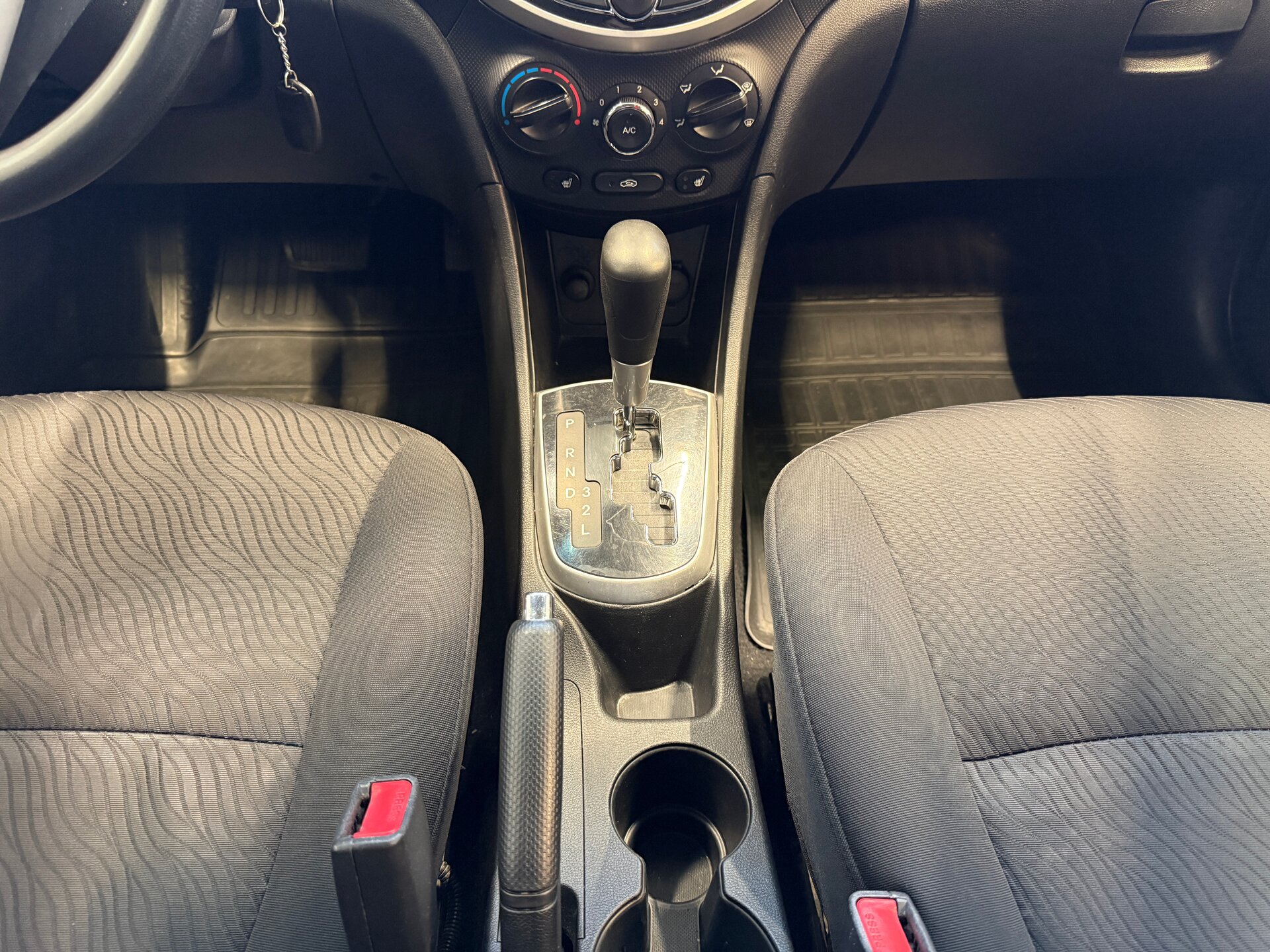 Hyundai Solaris, I 2012 Hyundai Solaris, I 2012