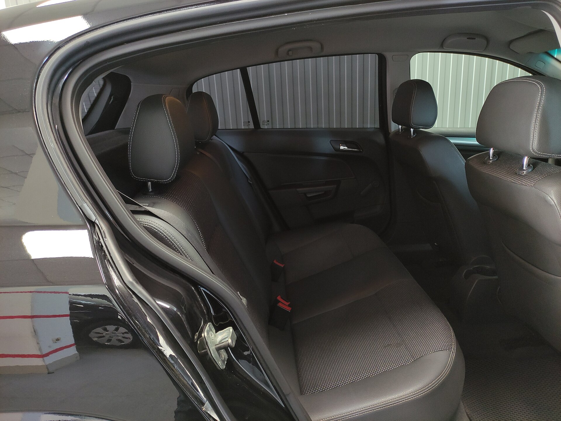 Opel Astra, H Рестайлинг 2011 Opel Astra, H Рестайлинг 2011