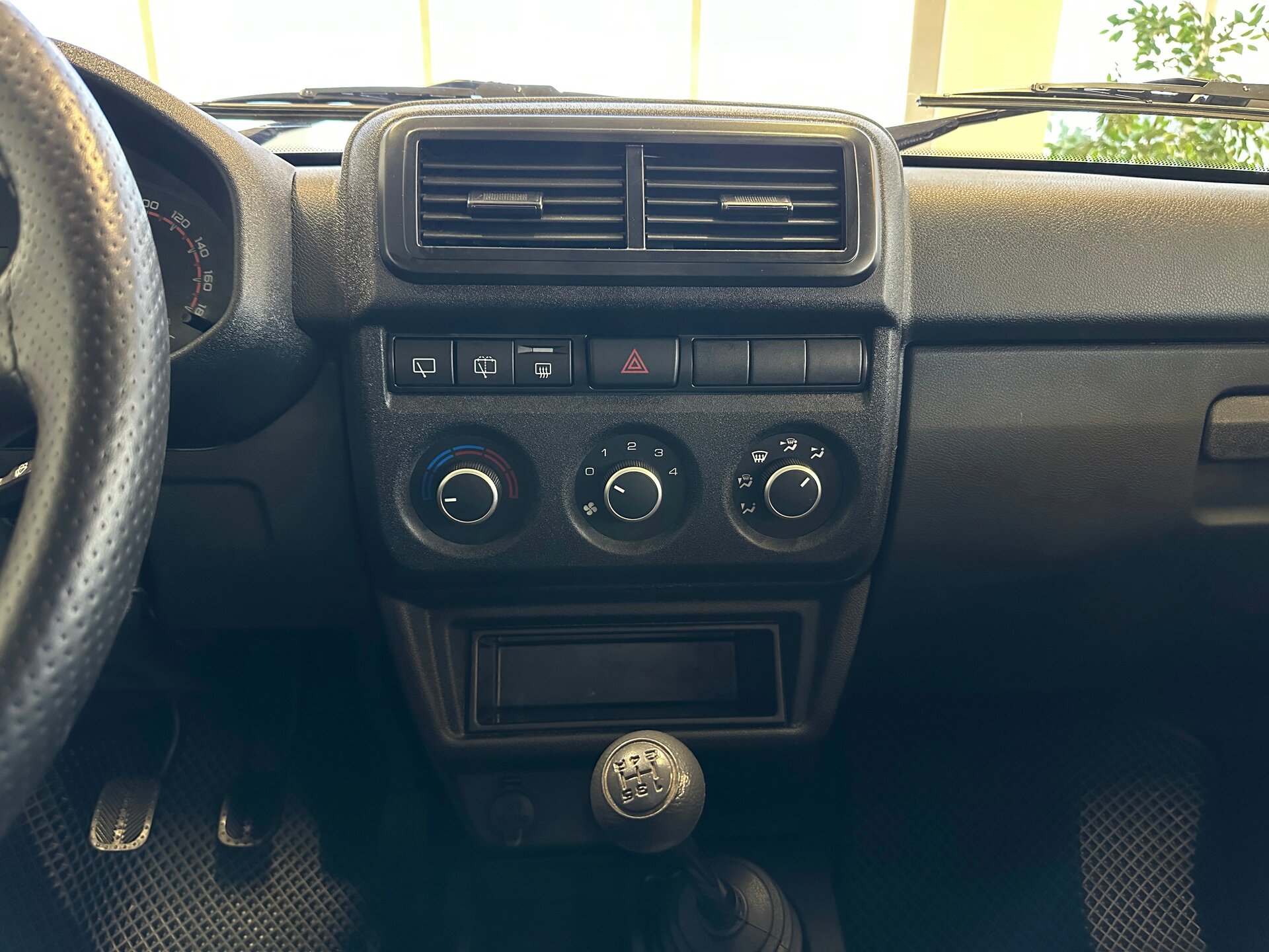 Lada (ВАЗ) Niva Legend, I 2024