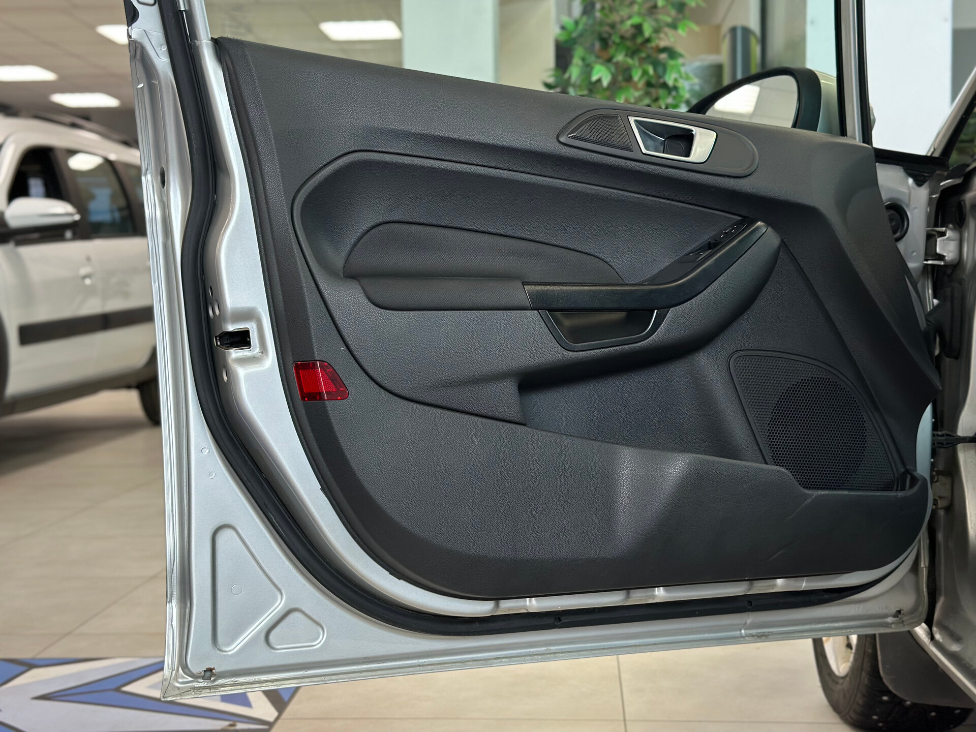 Ford Fiesta, Mk6 Рестайлинг 2016