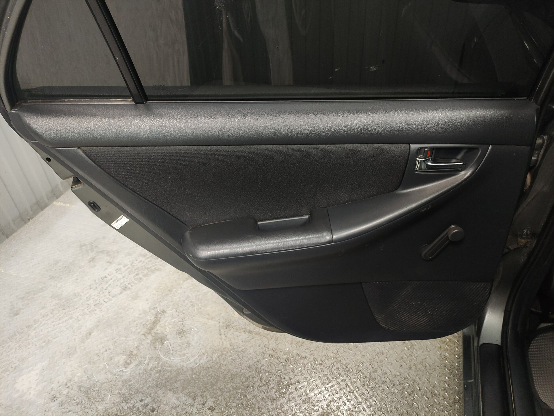 Toyota Corolla, IX (E120, E130) Рестайлинг 2005 Toyota Corolla, IX (E120, E130) Рестайлинг 2005