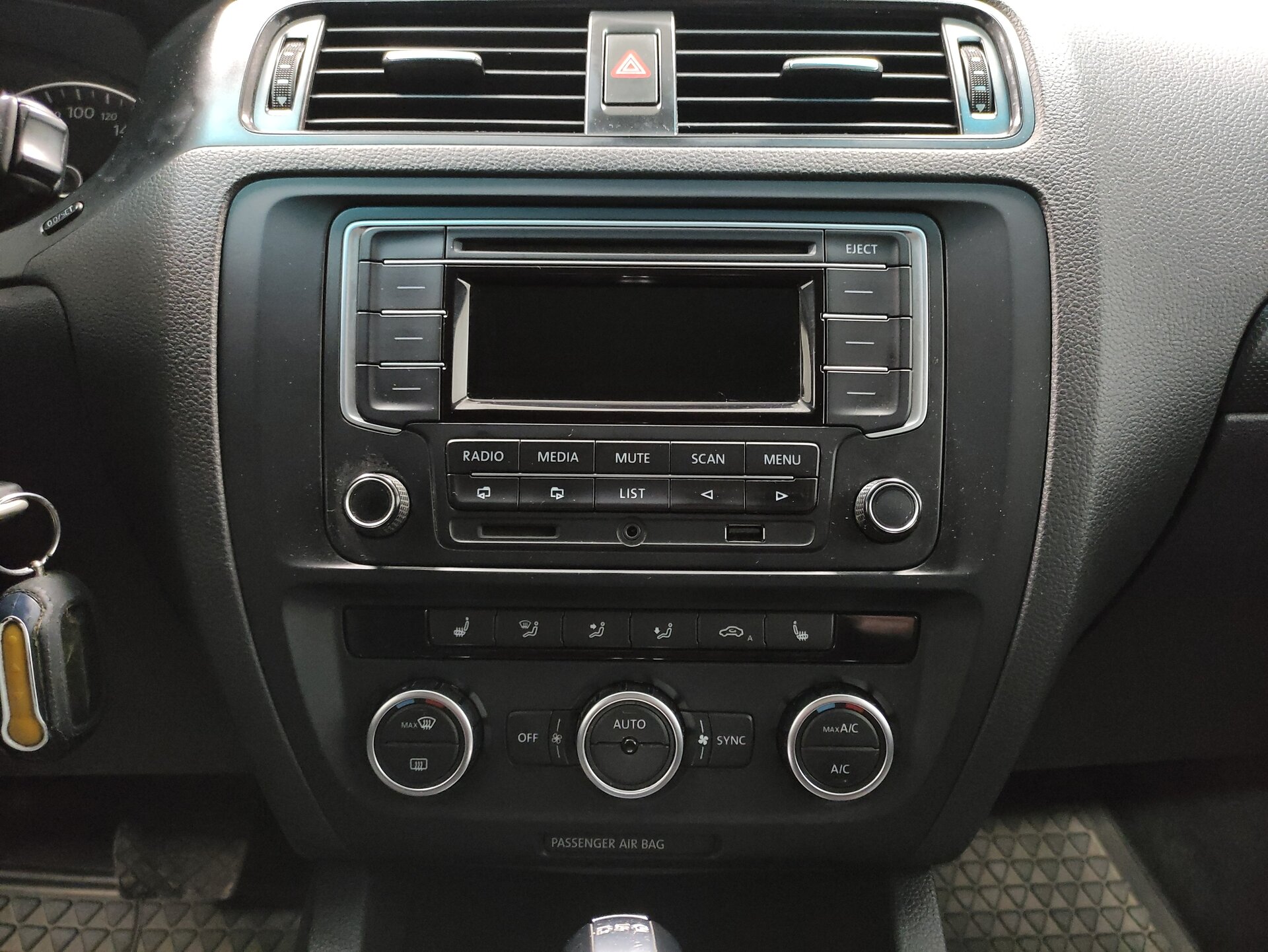 Volkswagen Jetta, VI 2014