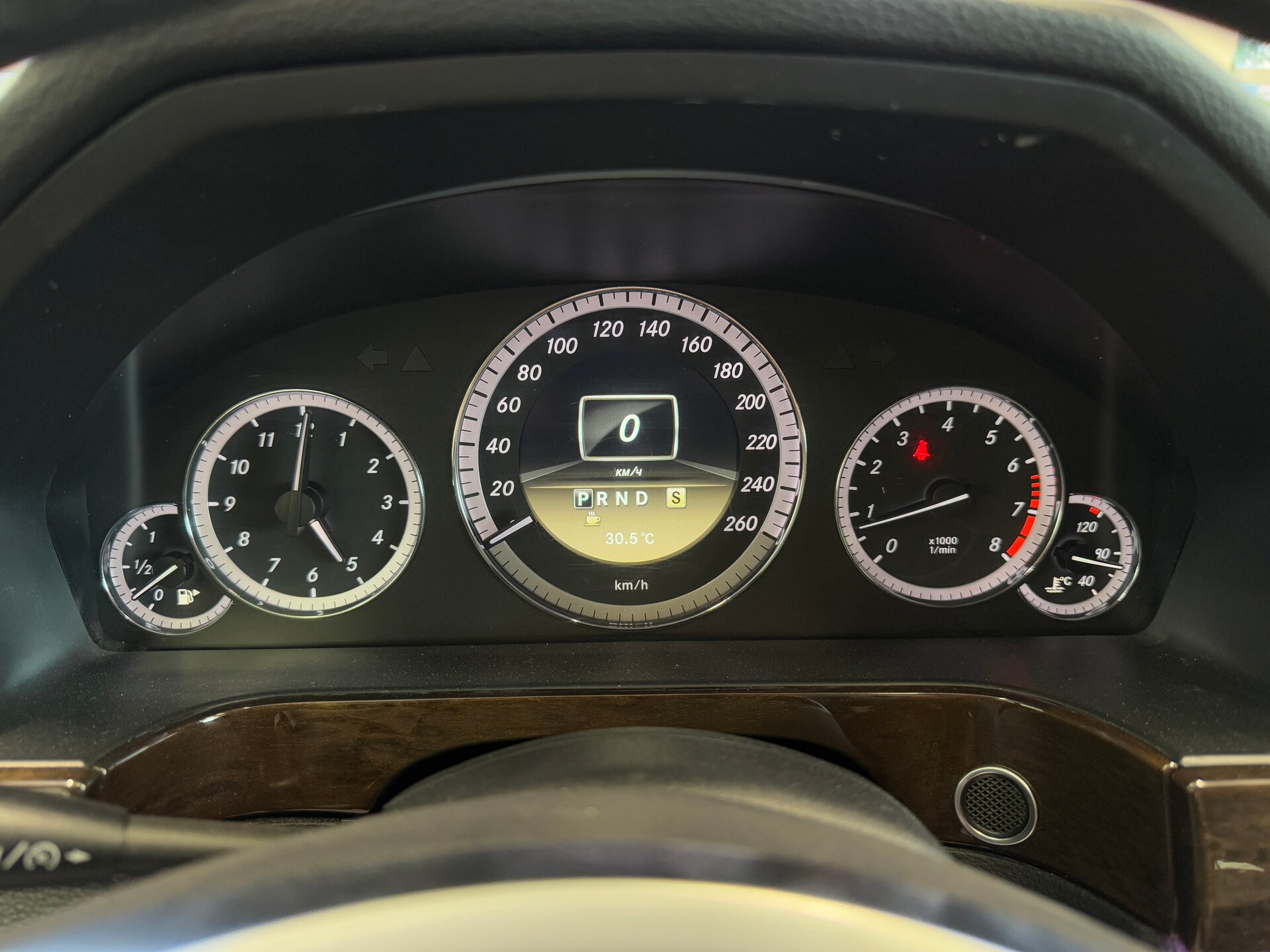 Mercedes-Benz E-Класс, IV (W212, S212, C207) 2011 Mercedes-Benz E-Класс, IV (W212, S212, C207) 2011