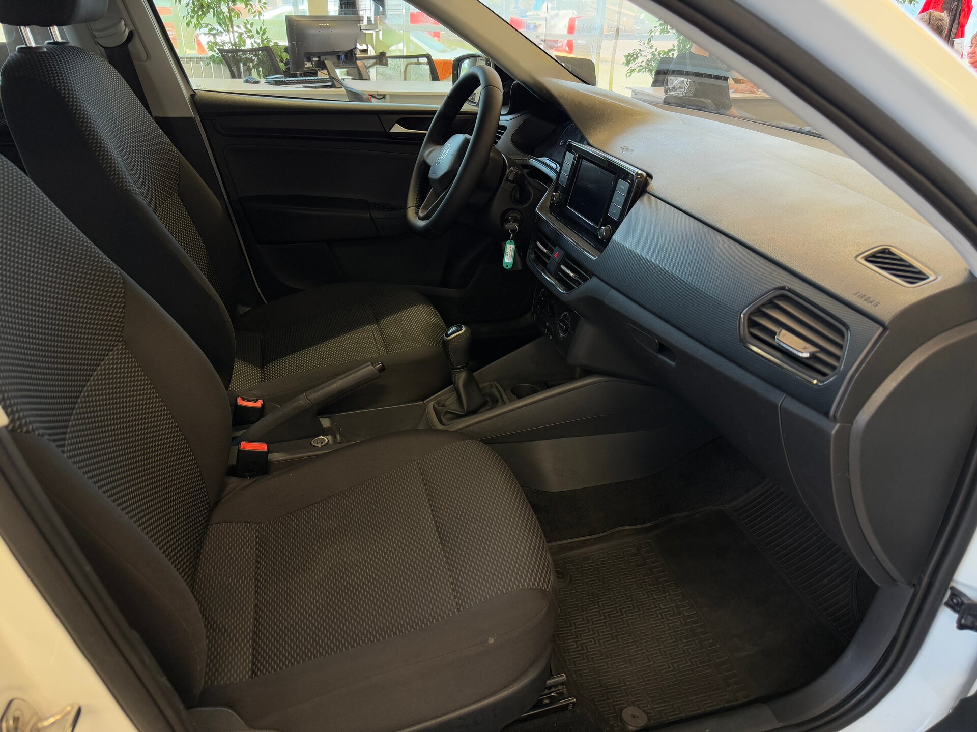 Volkswagen Polo, V Рестайлинг 2019
