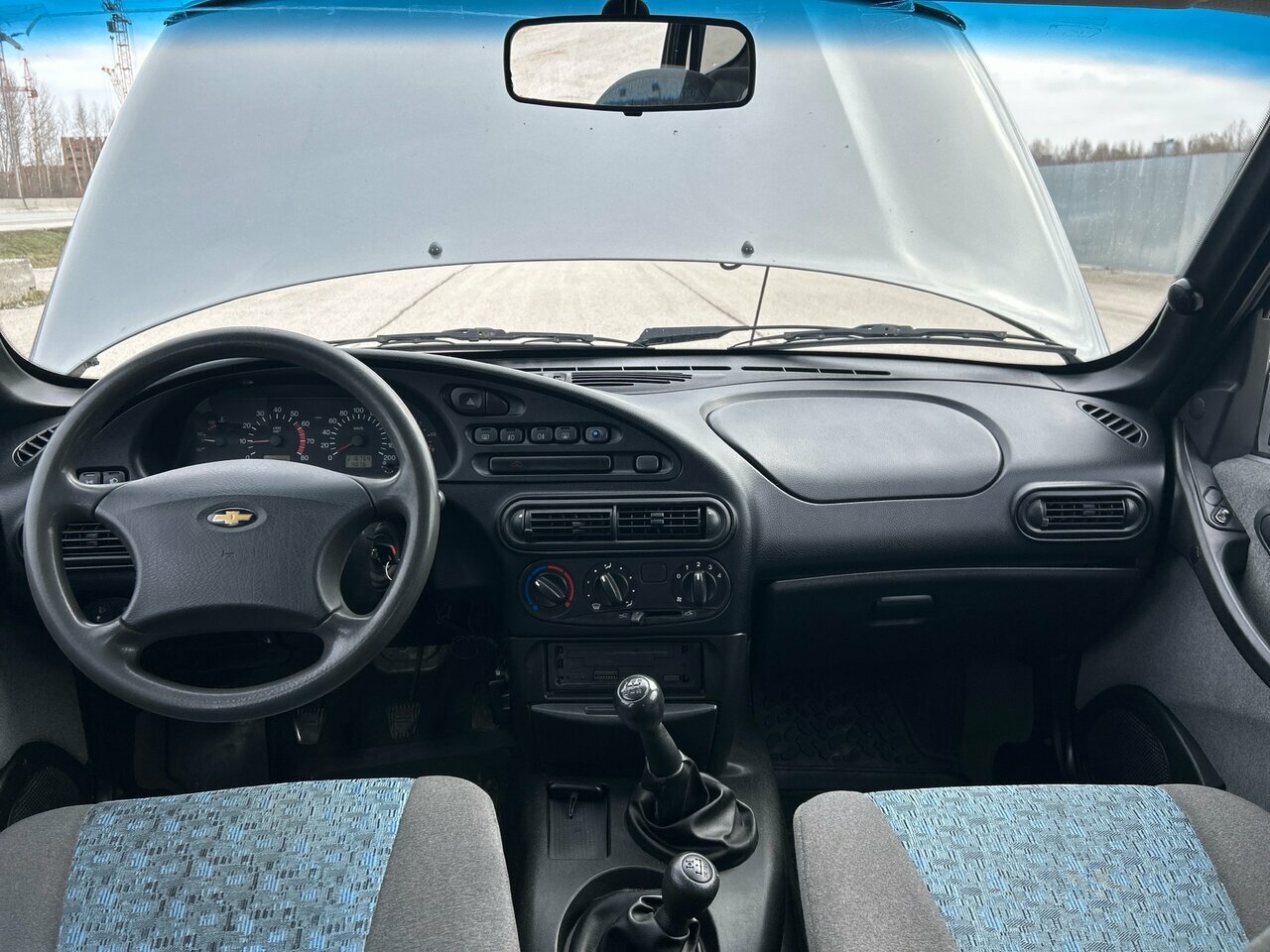 Chevrolet Niva, I 2004