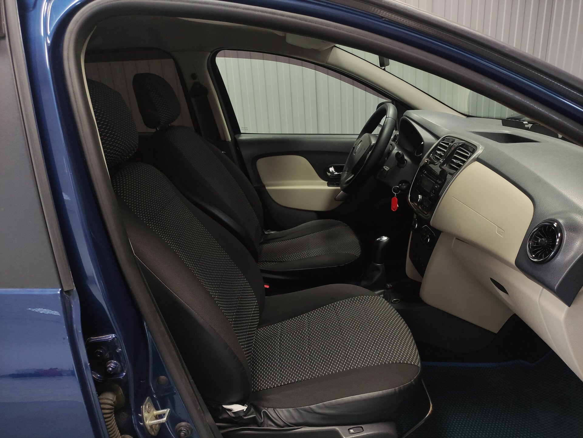 Renault Logan, II 2014 Renault Logan, II 2014