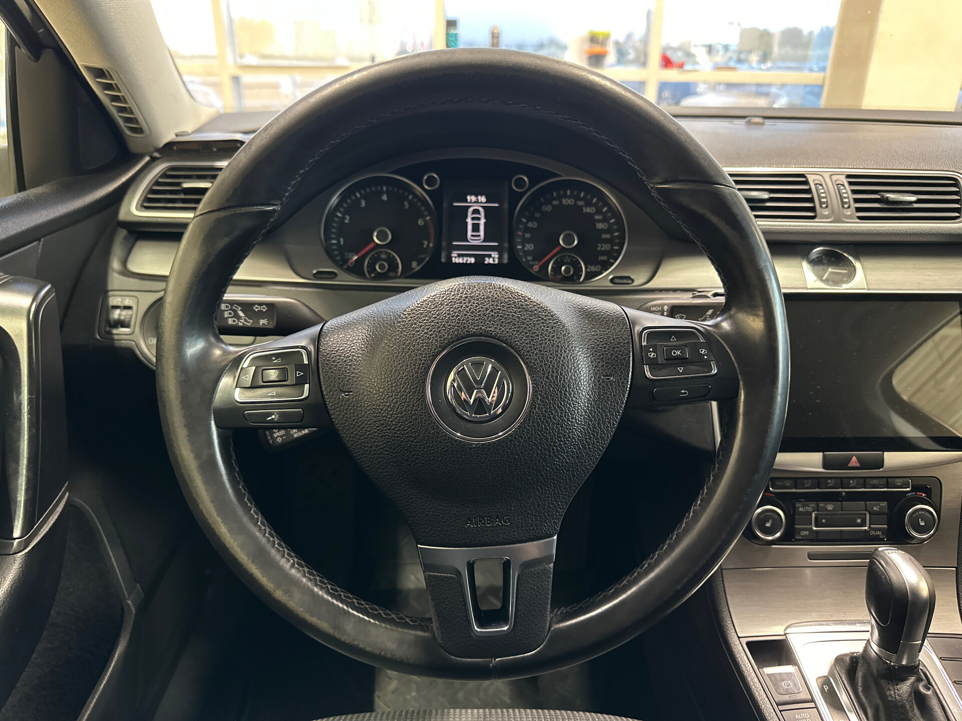 Volkswagen Passat, B7 2011 Volkswagen Passat, B7 2011