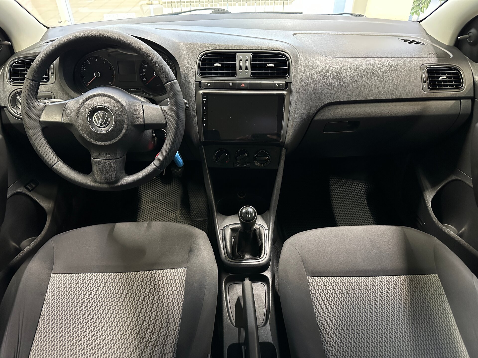 Volkswagen Polo, V 2012 Volkswagen Polo, V 2012