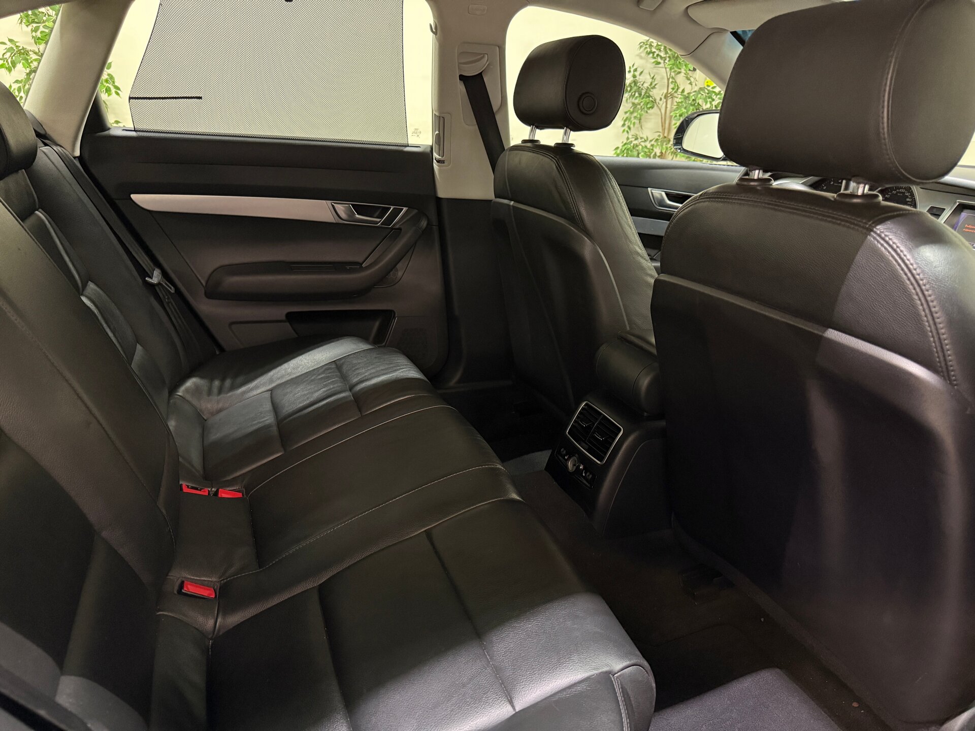Audi A6, III (C6) Рестайлинг 2010 Audi A6, III (C6) Рестайлинг 2010